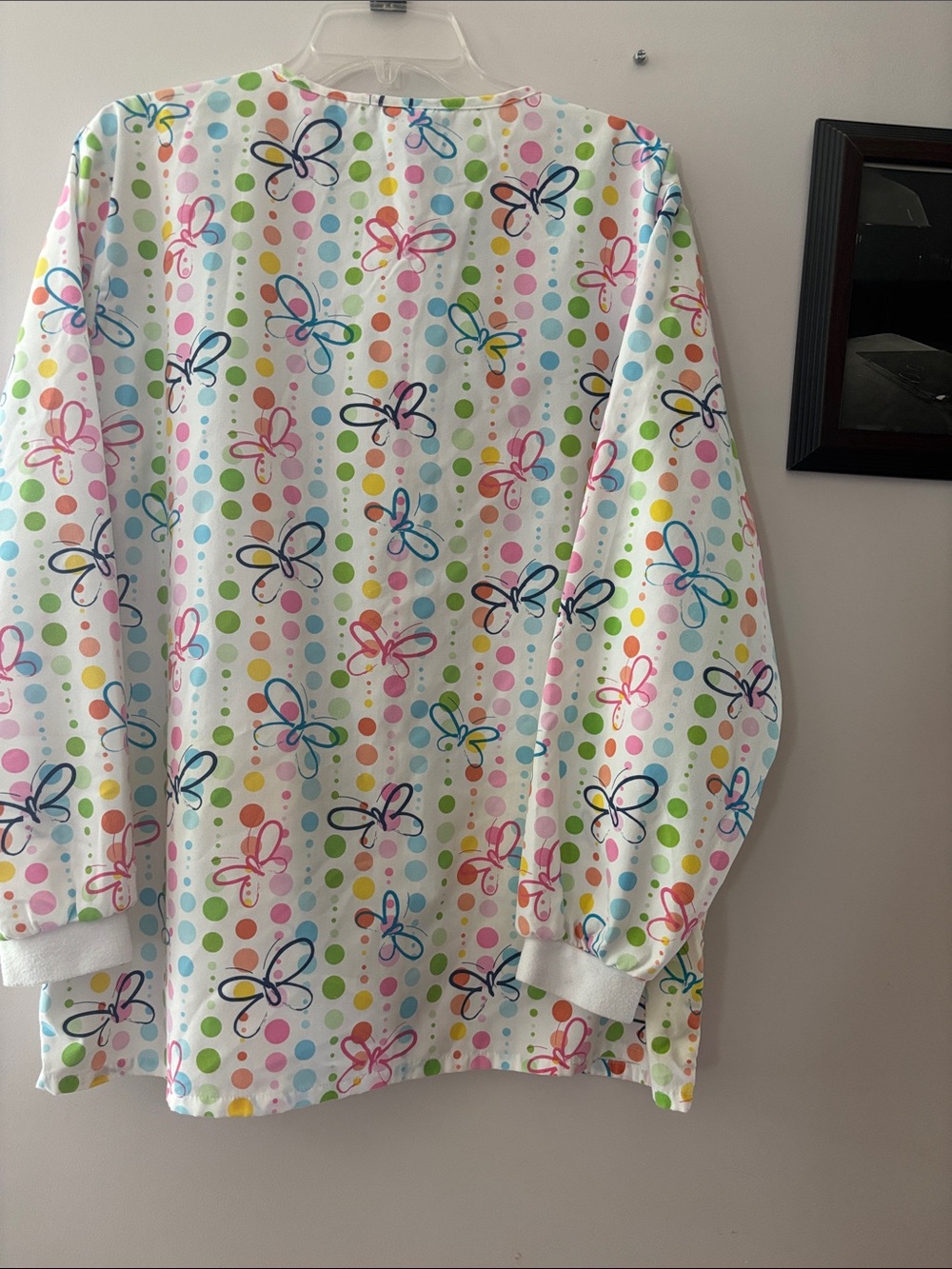 White Butterfly & Polka Dot Snap-Front scrub jacket Top - Multicolor - Picture 4 of 4